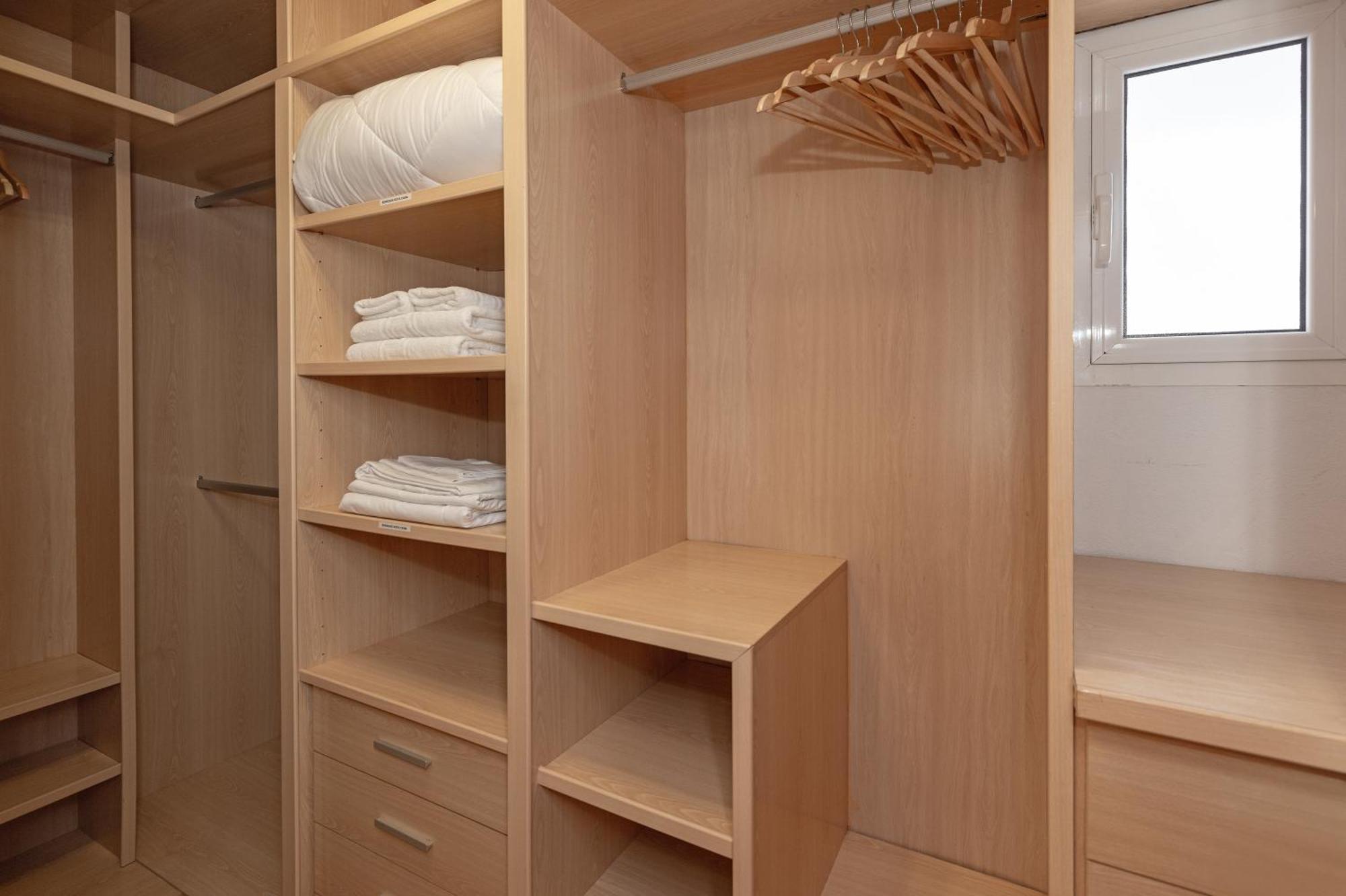 Apartamentos Trianasol Sevilla Exteriör bild