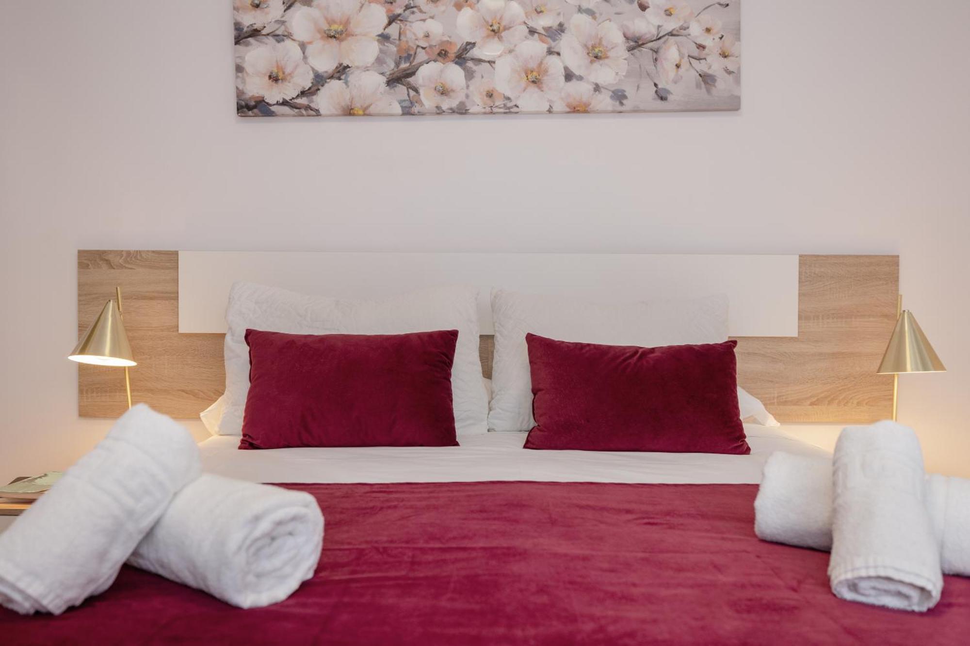 Apartamentos Trianasol Sevilla Exteriör bild